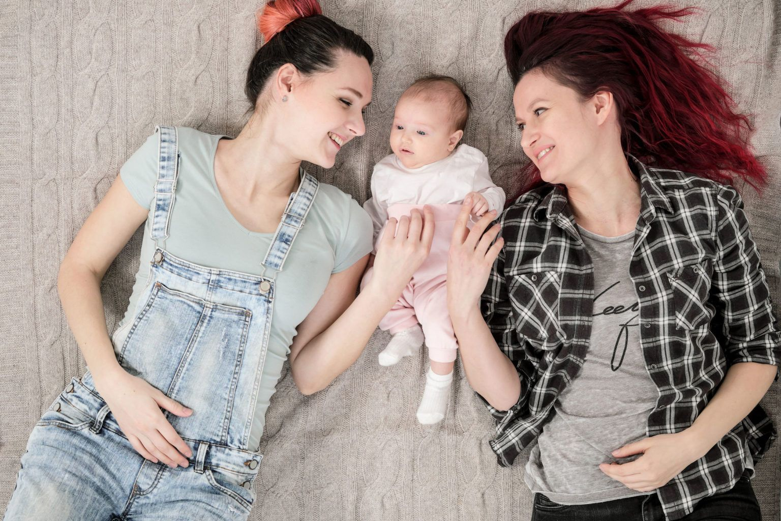 Ohne Mann schwanger werden: Kinderwunschbehandlungen für gleichgeschlechtliche Frauenpaare